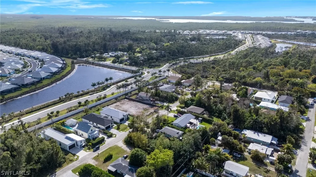 3045 Woodside Avenue Naples FL 34112