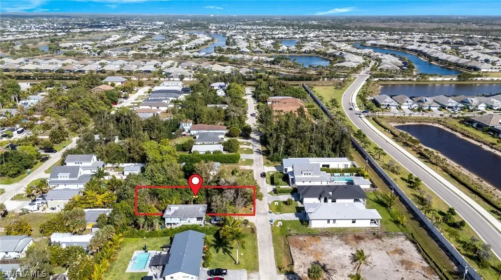 3045 Woodside Avenue Naples FL 34112