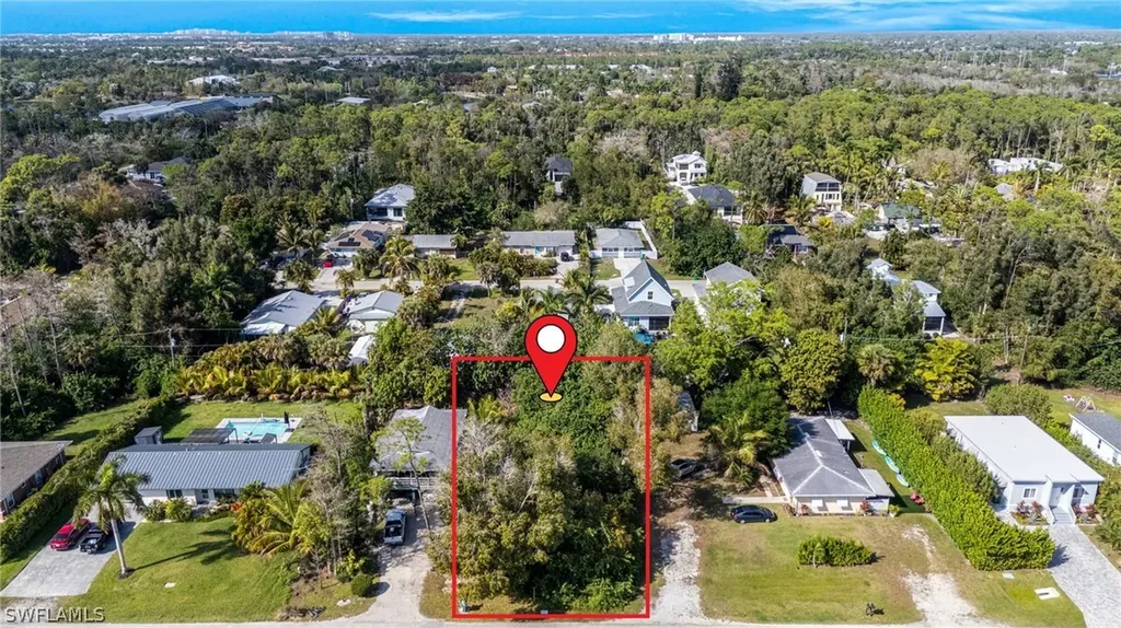 3045 Woodside Avenue Naples FL 34112