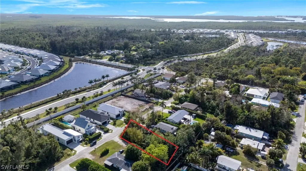 3045 Woodside Avenue Naples FL 34112