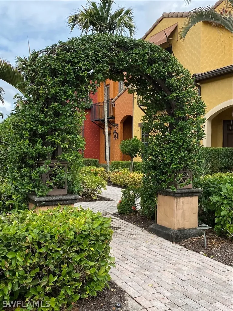 9151 Delano Street Naples FL 34113