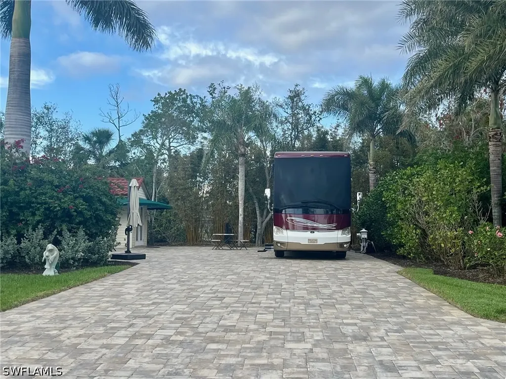 4710 Southern Breeze Drive Naples FL 34114