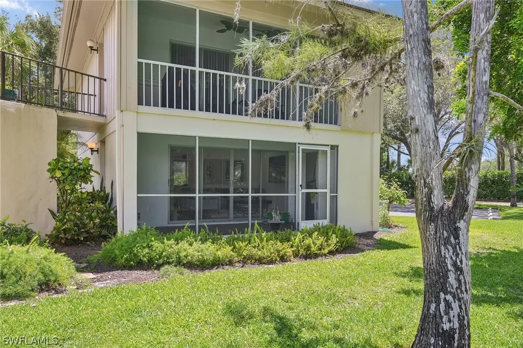 15 Bob O Link Court Naples FL 34105