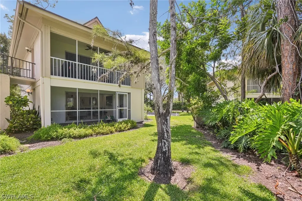 15 Bob O Link Court Naples FL 34105