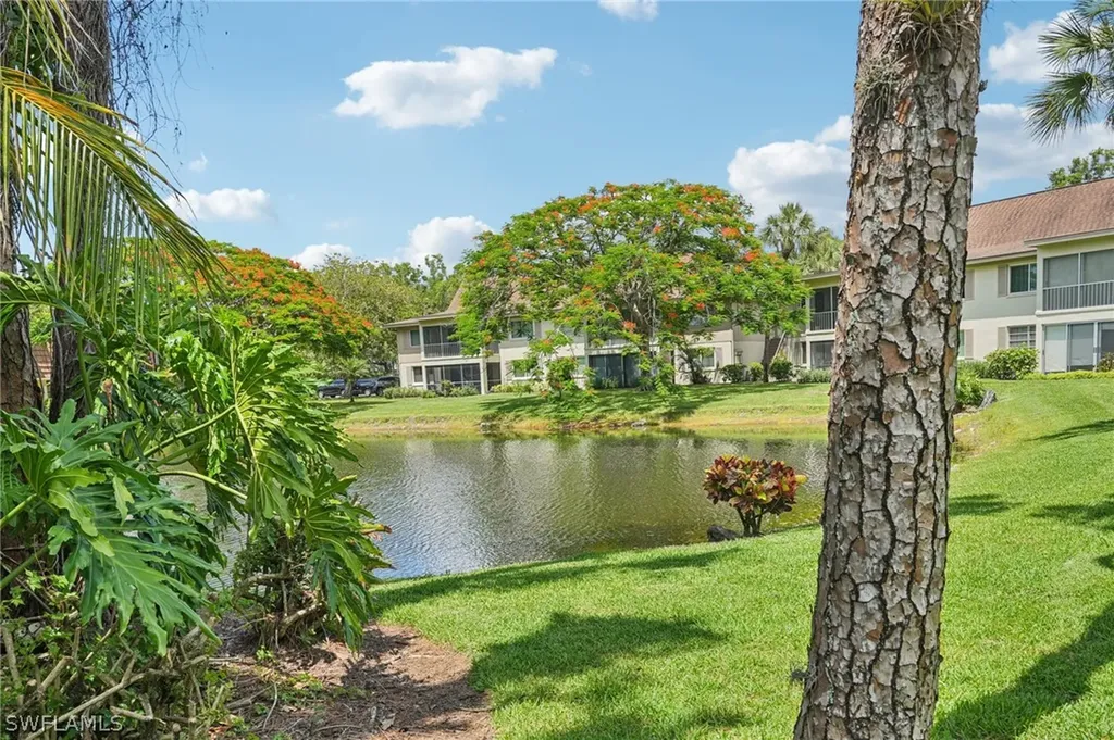 15 Bob O Link Court Naples FL 34105