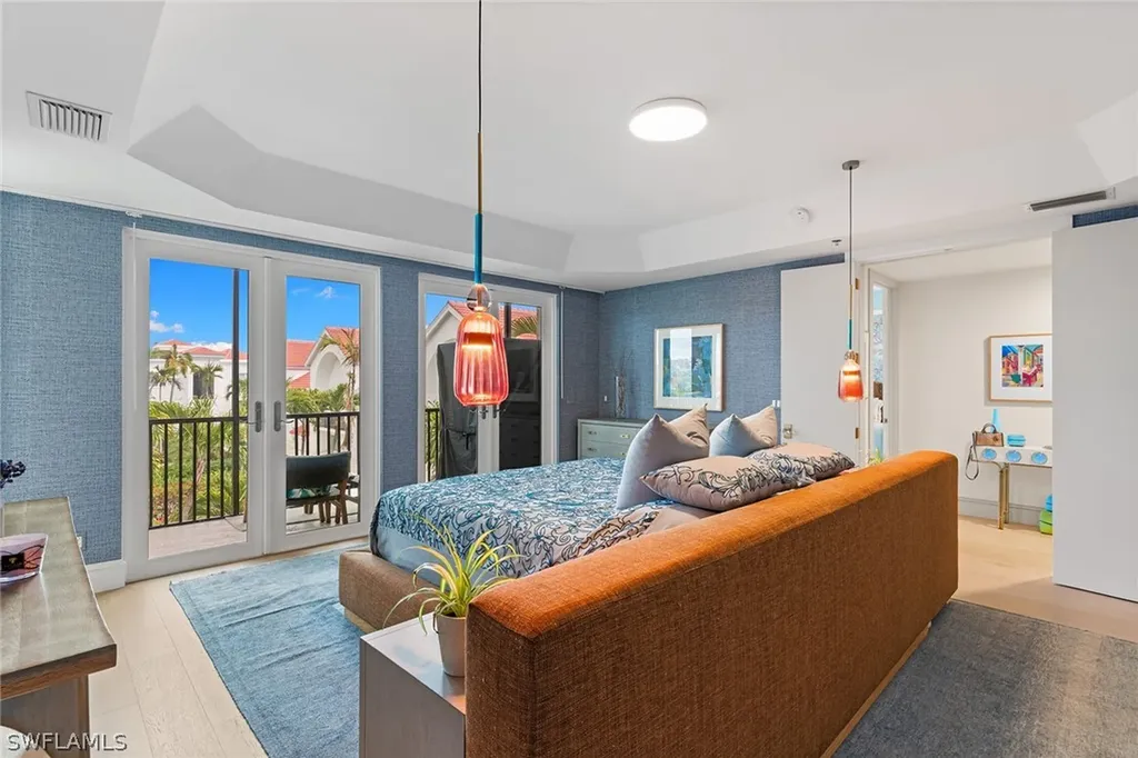 1005 4th Street S Naples FL 34102