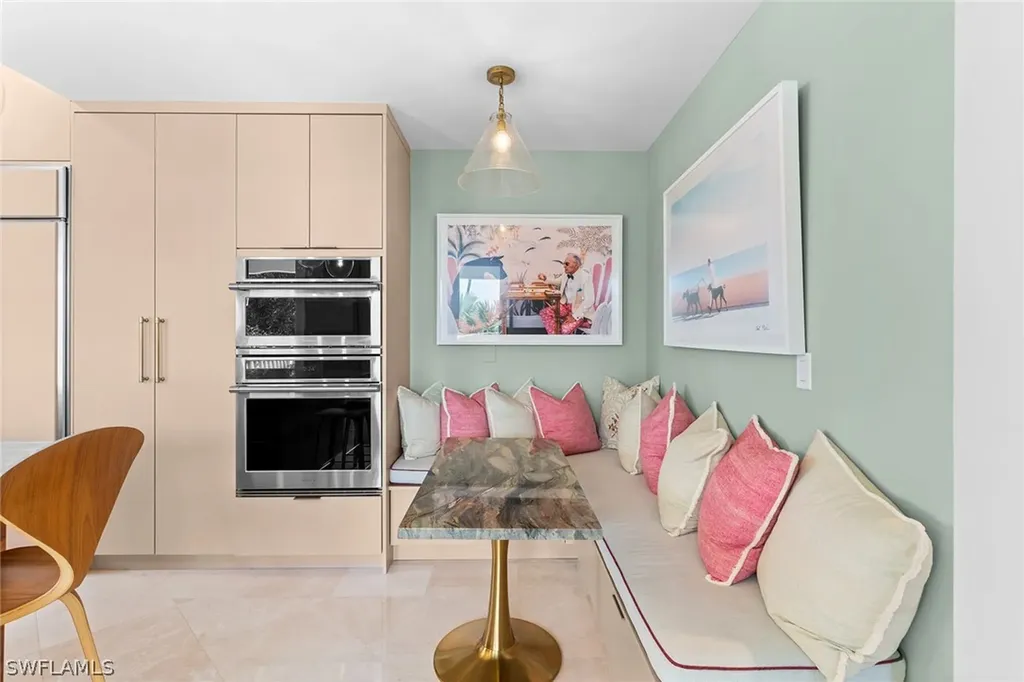 1005 4th Street S Naples FL 34102