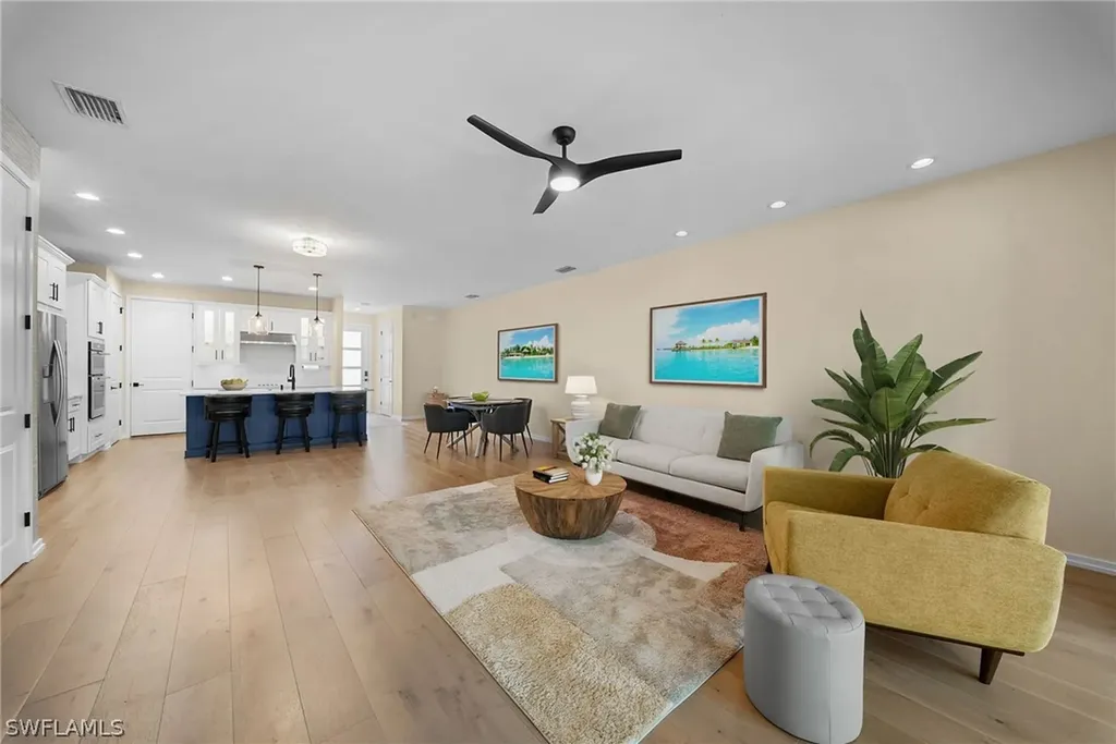13005 Pembroke Drive Naples FL 34105