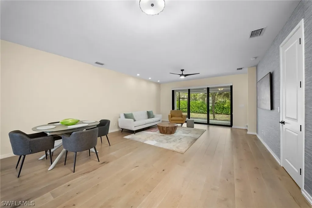 13005 Pembroke Drive Naples FL 34105