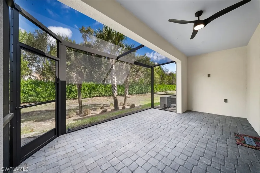 13005 Pembroke Drive Naples FL 34105
