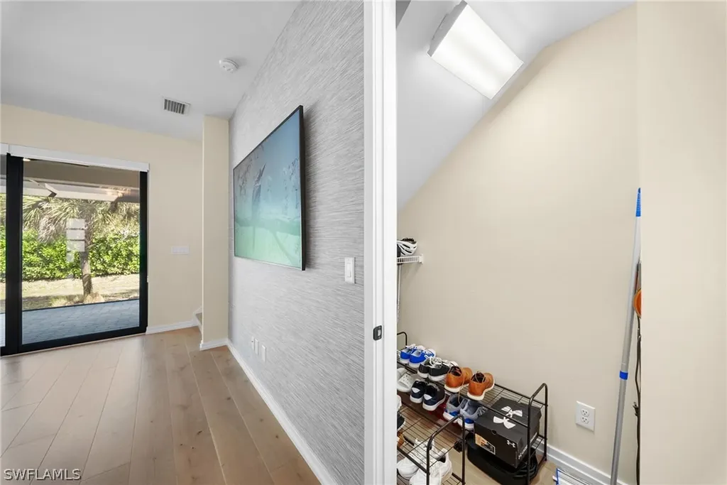 13005 Pembroke Drive Naples FL 34105