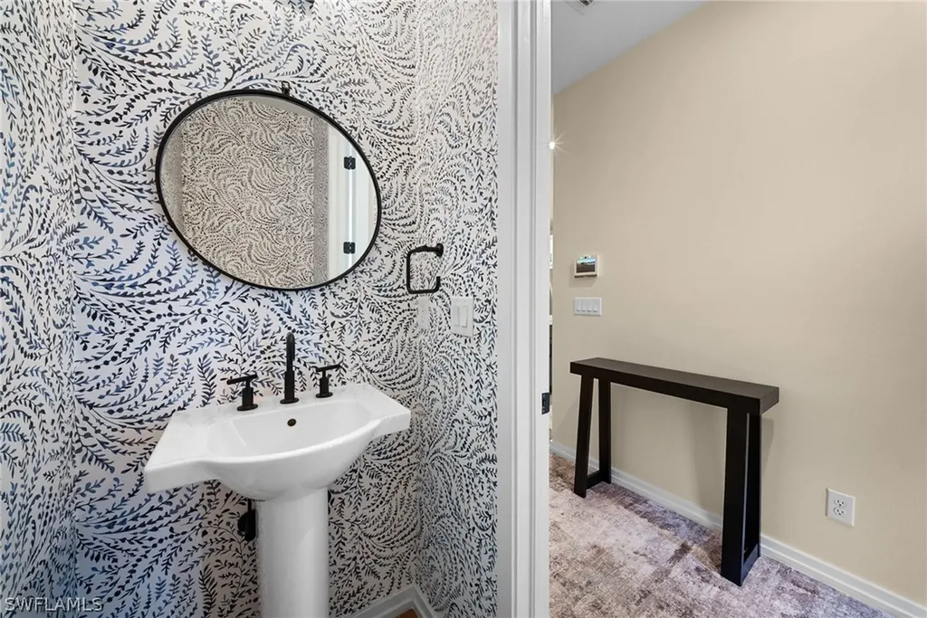 13005 Pembroke Drive Naples FL 34105