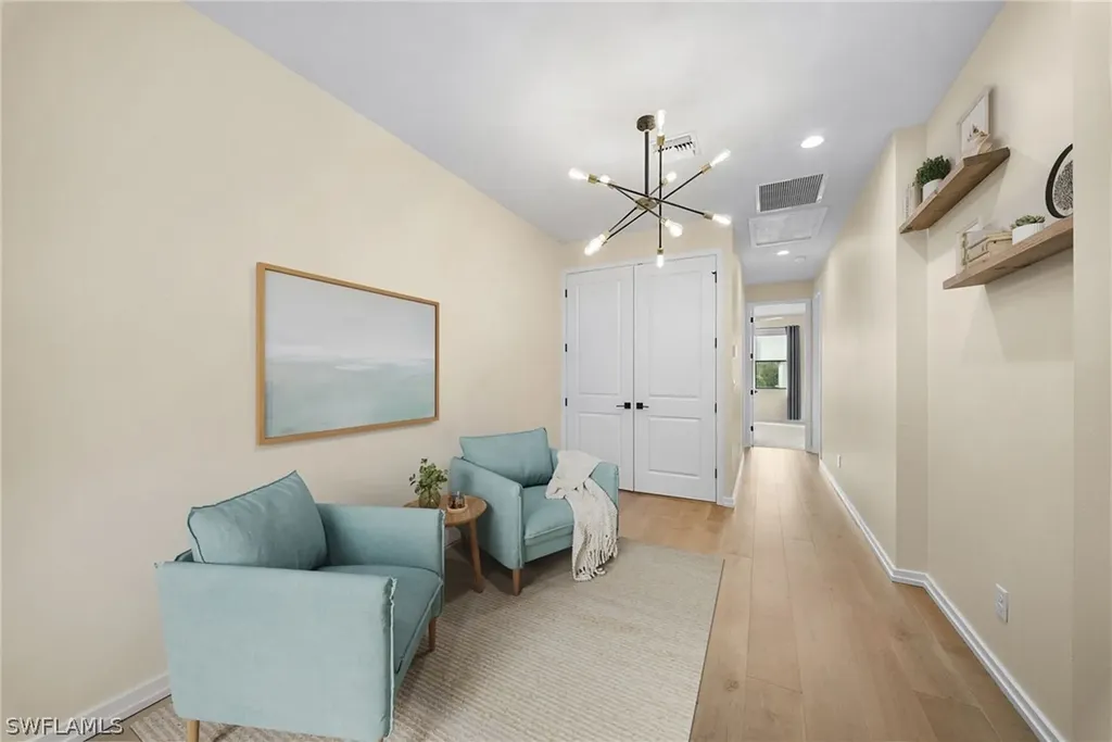 13005 Pembroke Drive Naples FL 34105