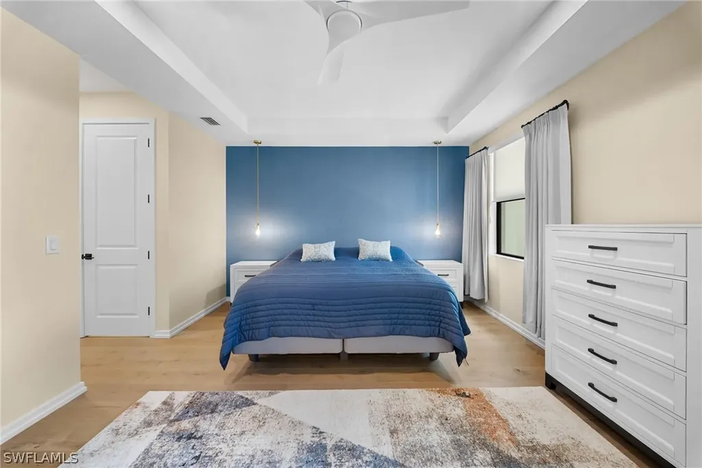 13005 Pembroke Drive Naples FL 34105