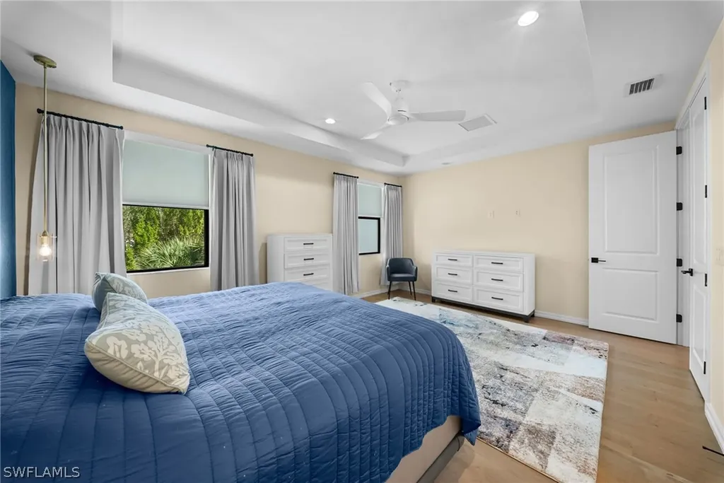 13005 Pembroke Drive Naples FL 34105