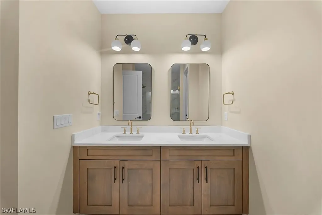 13005 Pembroke Drive Naples FL 34105