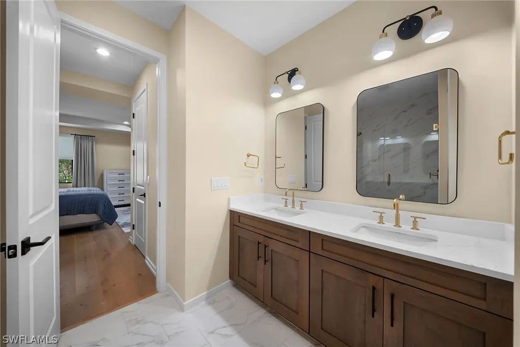13005 Pembroke Drive Naples FL 34105