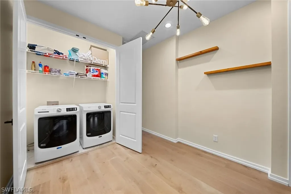 13005 Pembroke Drive Naples FL 34105