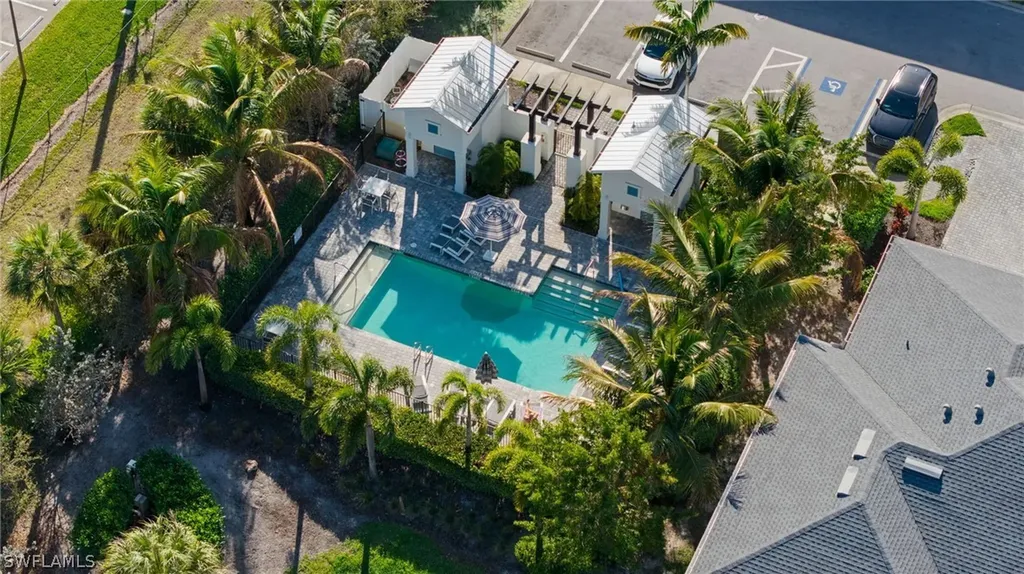 13005 Pembroke Drive Naples FL 34105