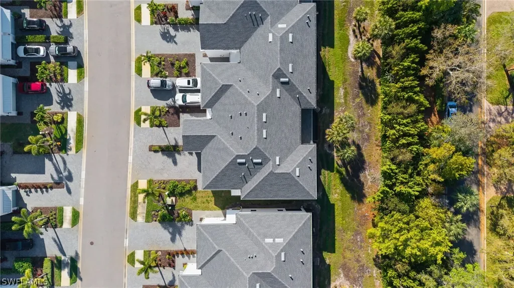 13005 Pembroke Drive Naples FL 34105