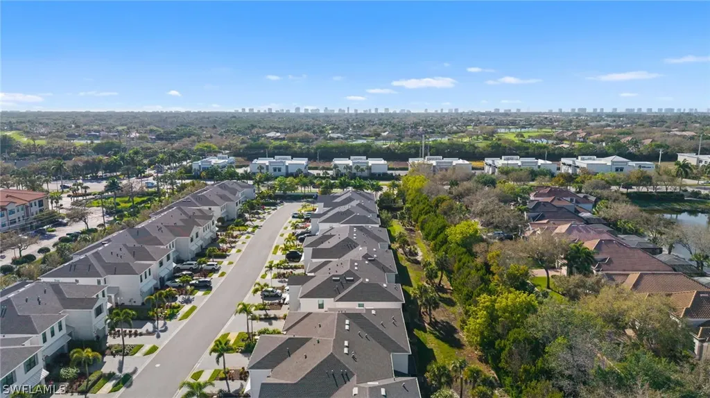 13005 Pembroke Drive Naples FL 34105