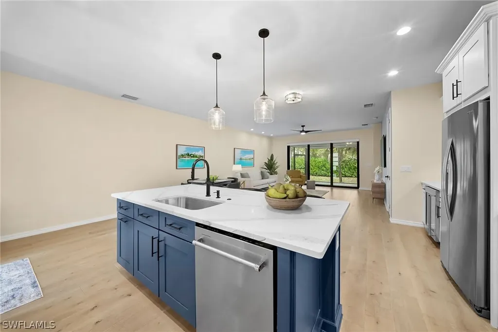 13005 Pembroke Drive Naples FL 34105