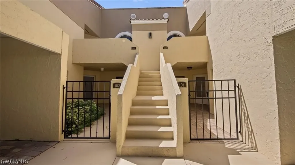 577 Beachwalk Circle Naples FL 34108