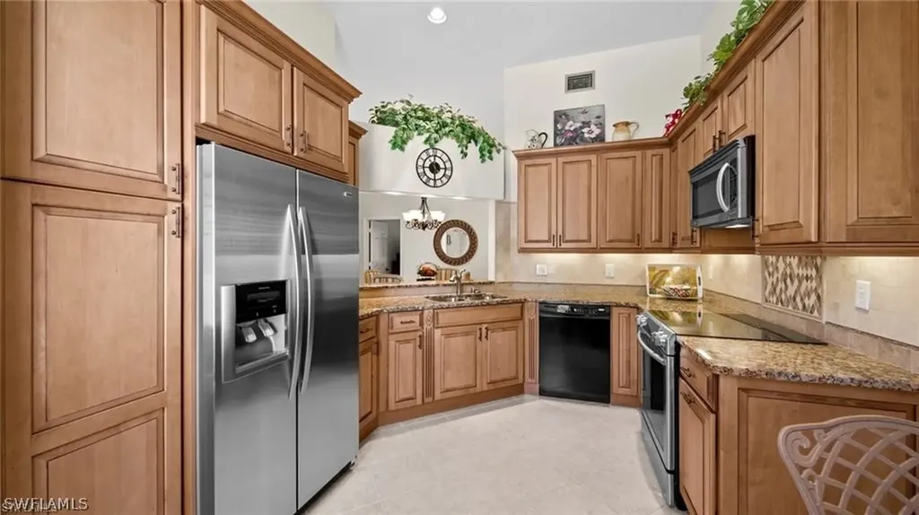 577 Beachwalk Circle Naples FL 34108