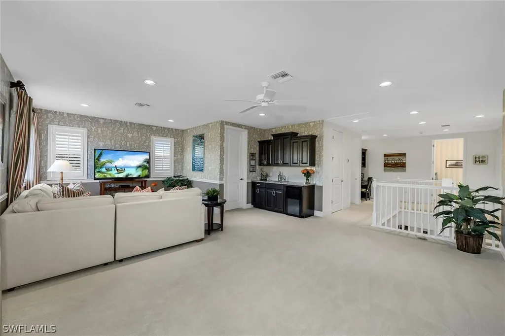3783 Canopy Circle Naples FL 34120