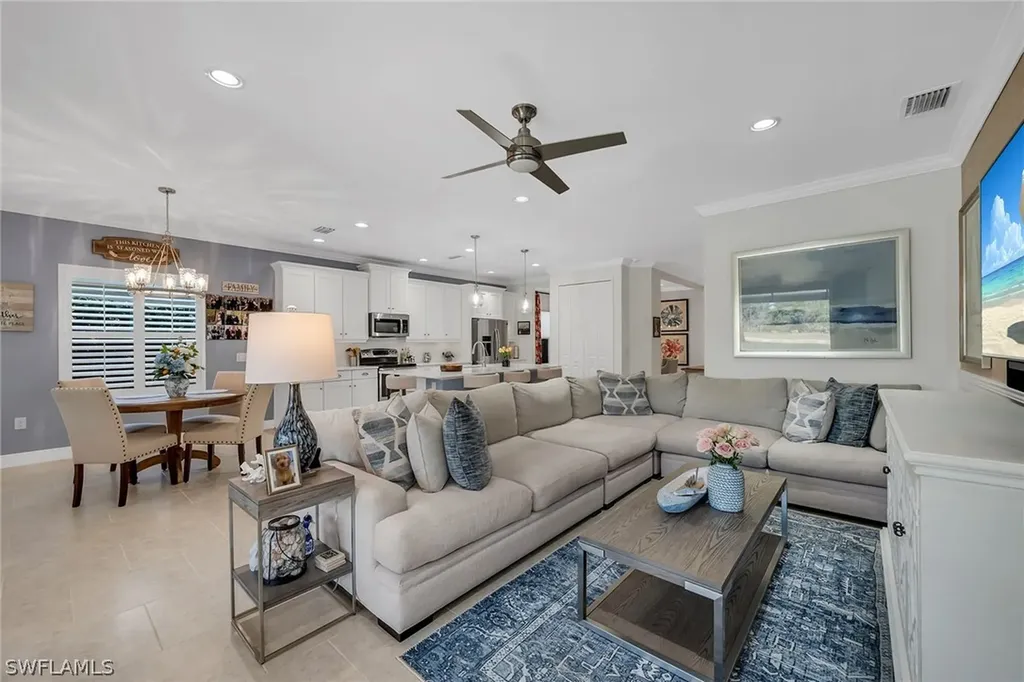 3783 Canopy Circle Naples FL 34120
