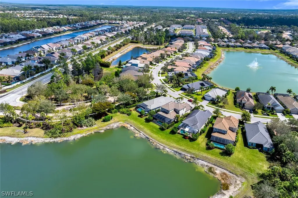 3783 Canopy Circle Naples FL 34120