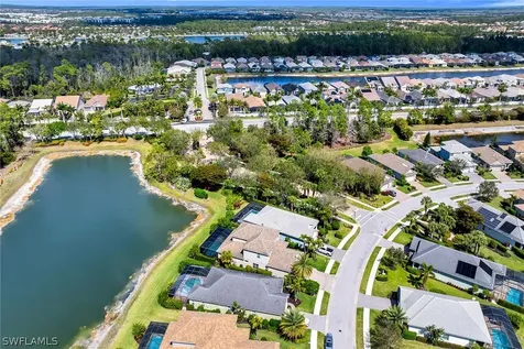 3783 Canopy Circle Naples FL 34120