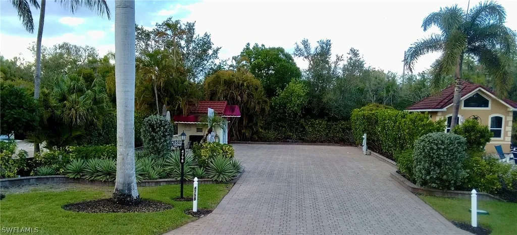4798 Southern Breeze Drive Naples FL 34114