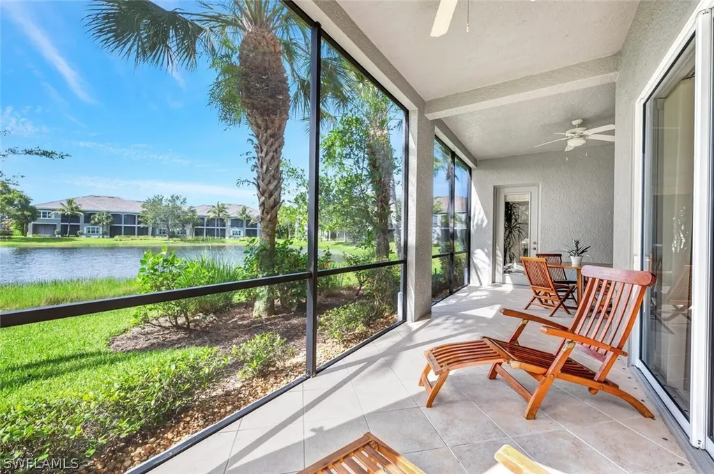 9242 Tesoro Lane Naples FL 34114
