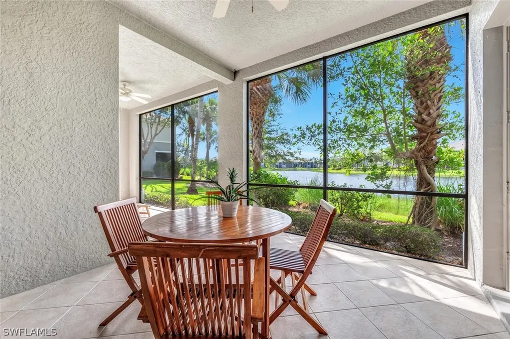 9242 Tesoro Lane Naples FL 34114