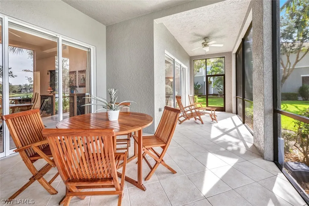 9242 Tesoro Lane Naples FL 34114