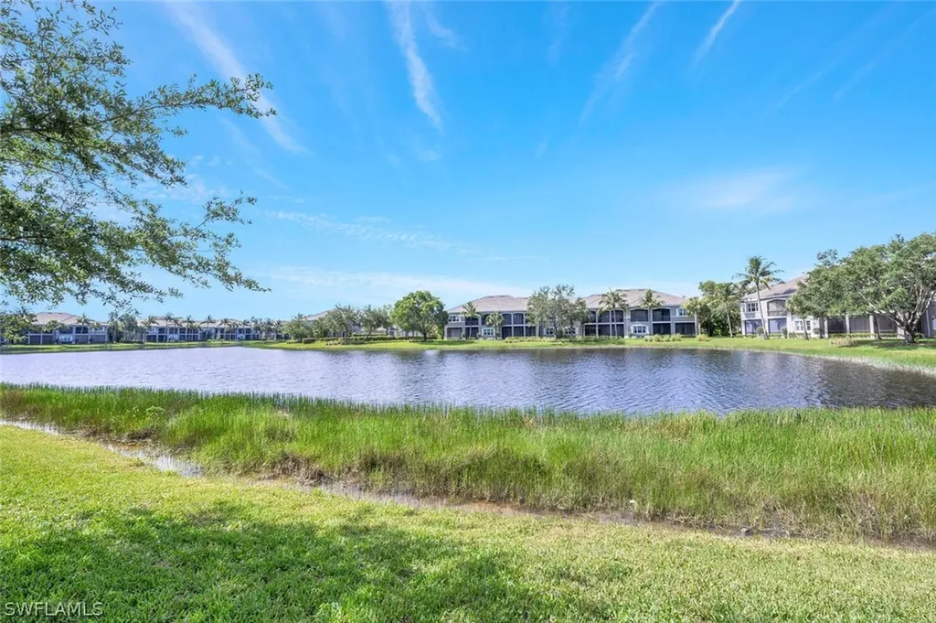 9242 Tesoro Lane Naples FL 34114
