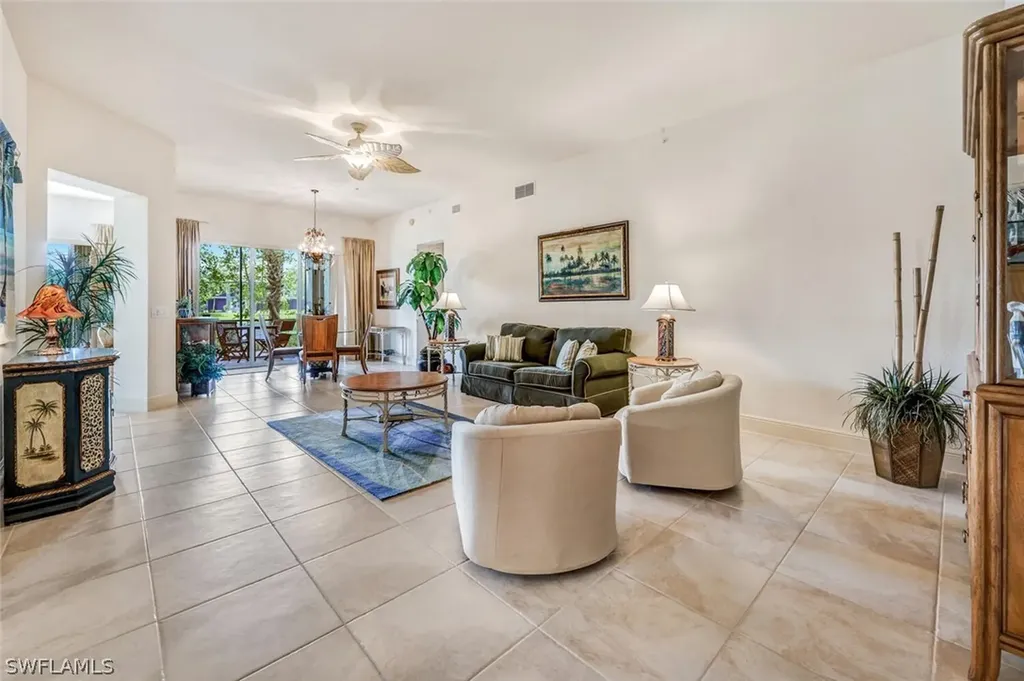 9242 Tesoro Lane Naples FL 34114