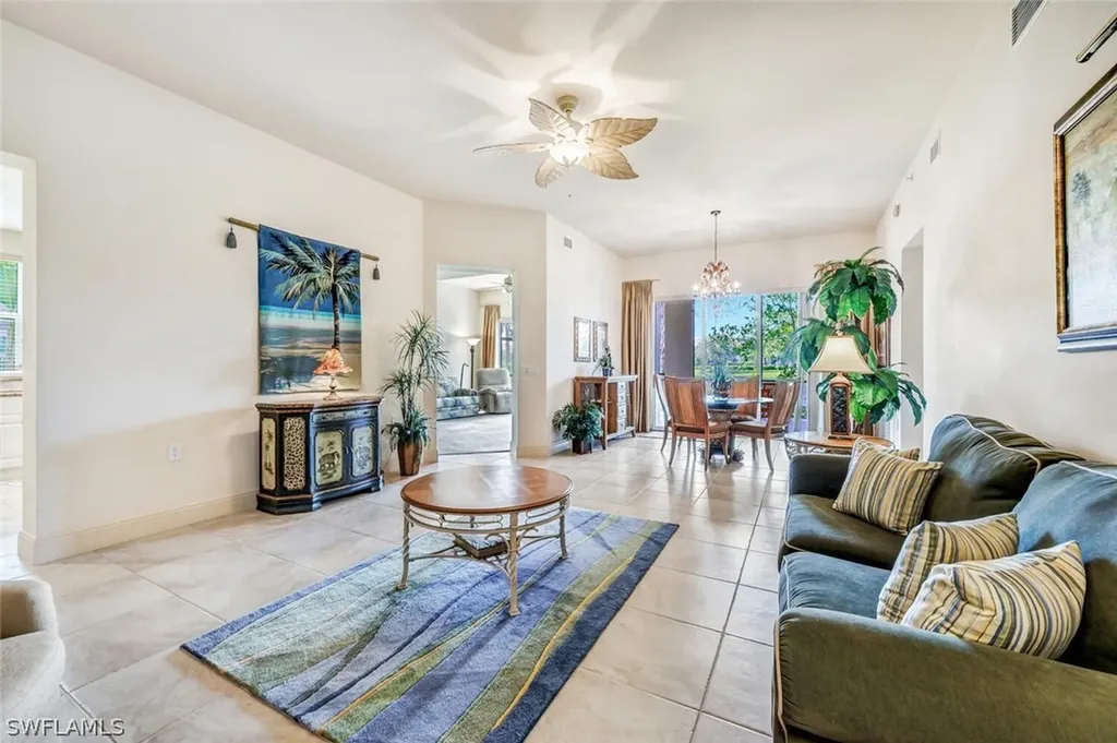 9242 Tesoro Lane Naples FL 34114