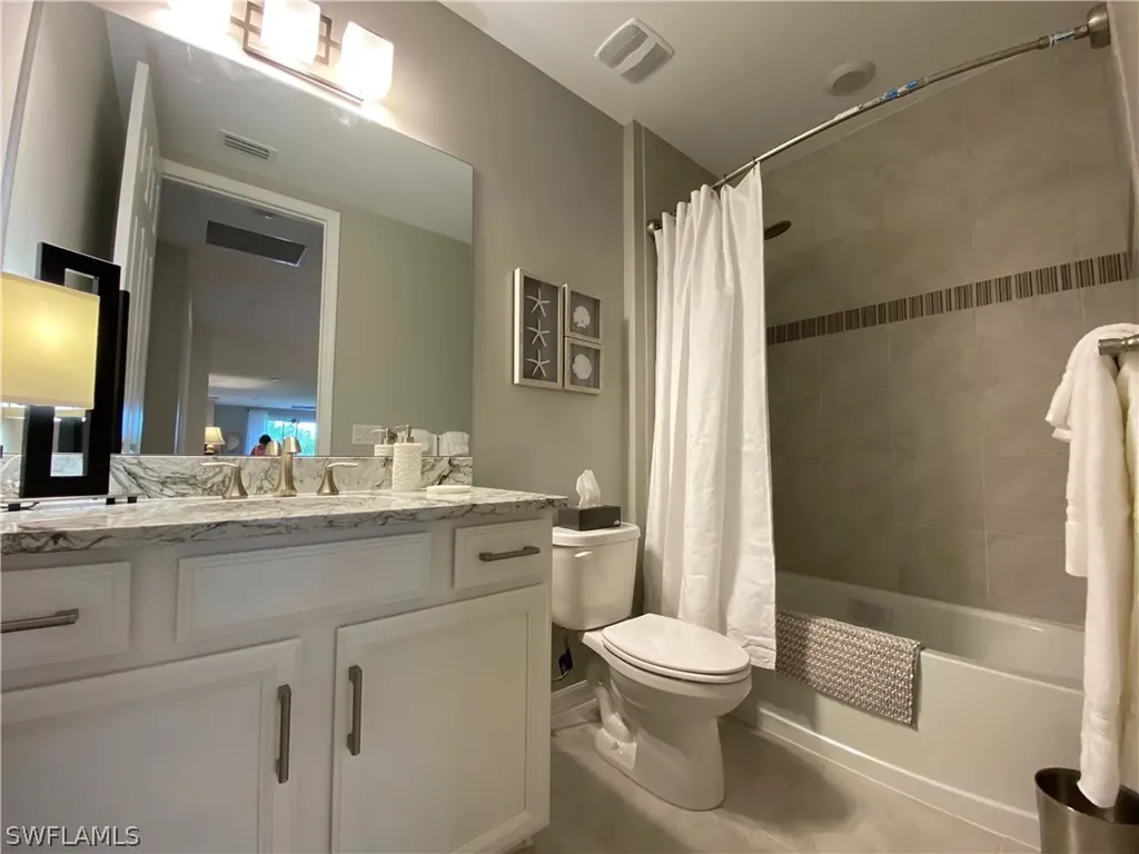 14639 Edgewater Circle Naples FL 34114