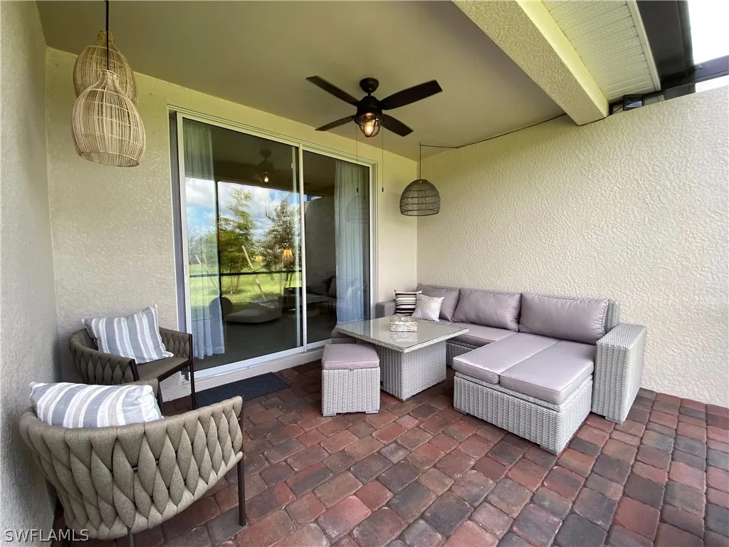 14639 Edgewater Circle Naples FL 34114
