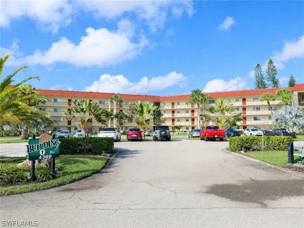 4380 27th Street SW Naples FL 34116