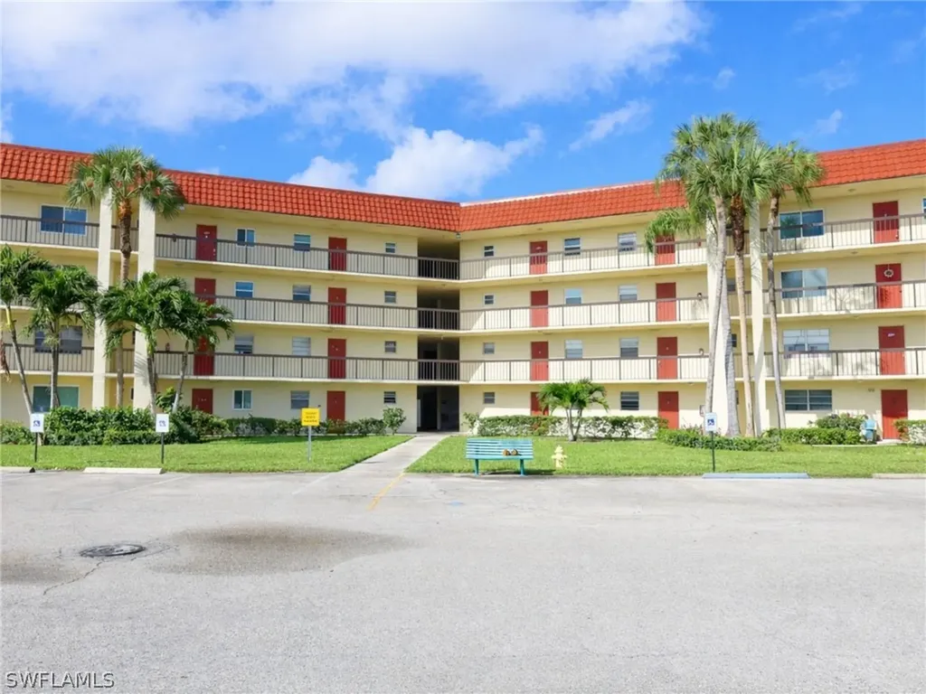 4380 27th Street SW Naples FL 34116