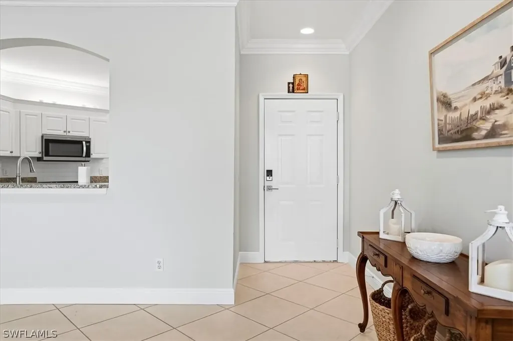 5963 Sand Wedge Lane Naples FL 34110