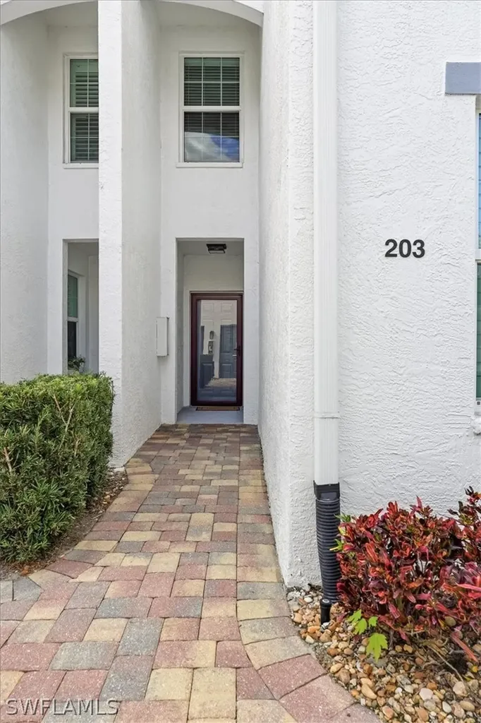 5963 Sand Wedge Lane Naples FL 34110
