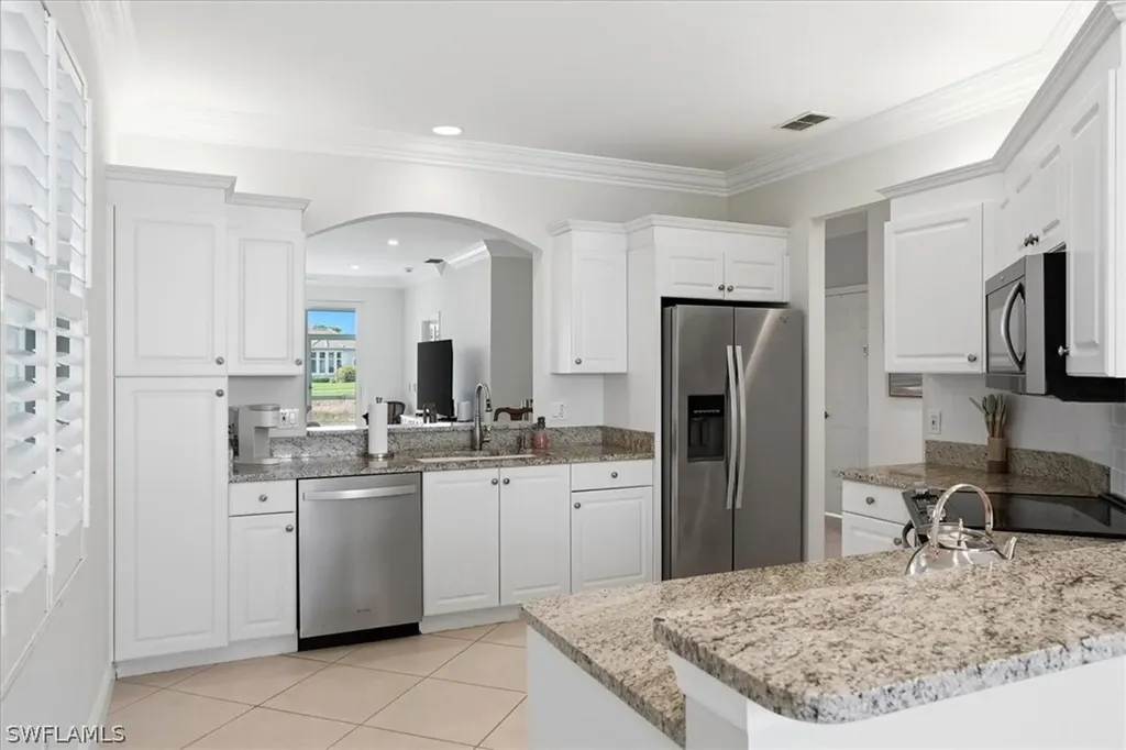 5963 Sand Wedge Lane Naples FL 34110