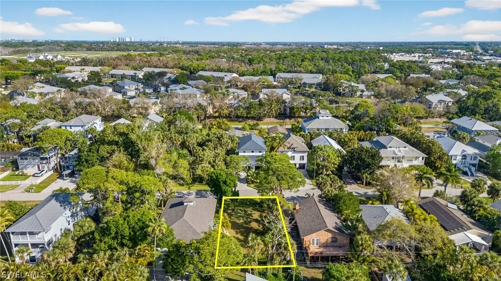 750 Park Avenue Naples FL 34110