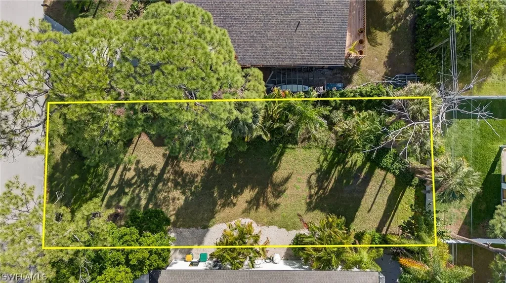 750 Park Avenue Naples FL 34110