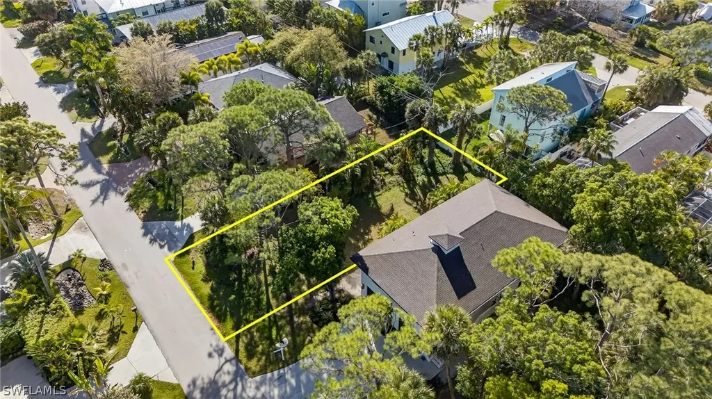750 Park Avenue Naples FL 34110
