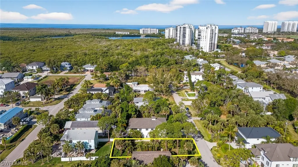 750 Park Avenue Naples FL 34110